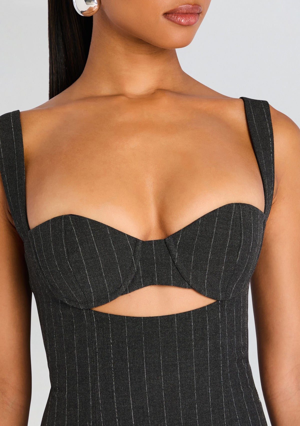 Ariya Dress by retrofête in Grey, product image 2
