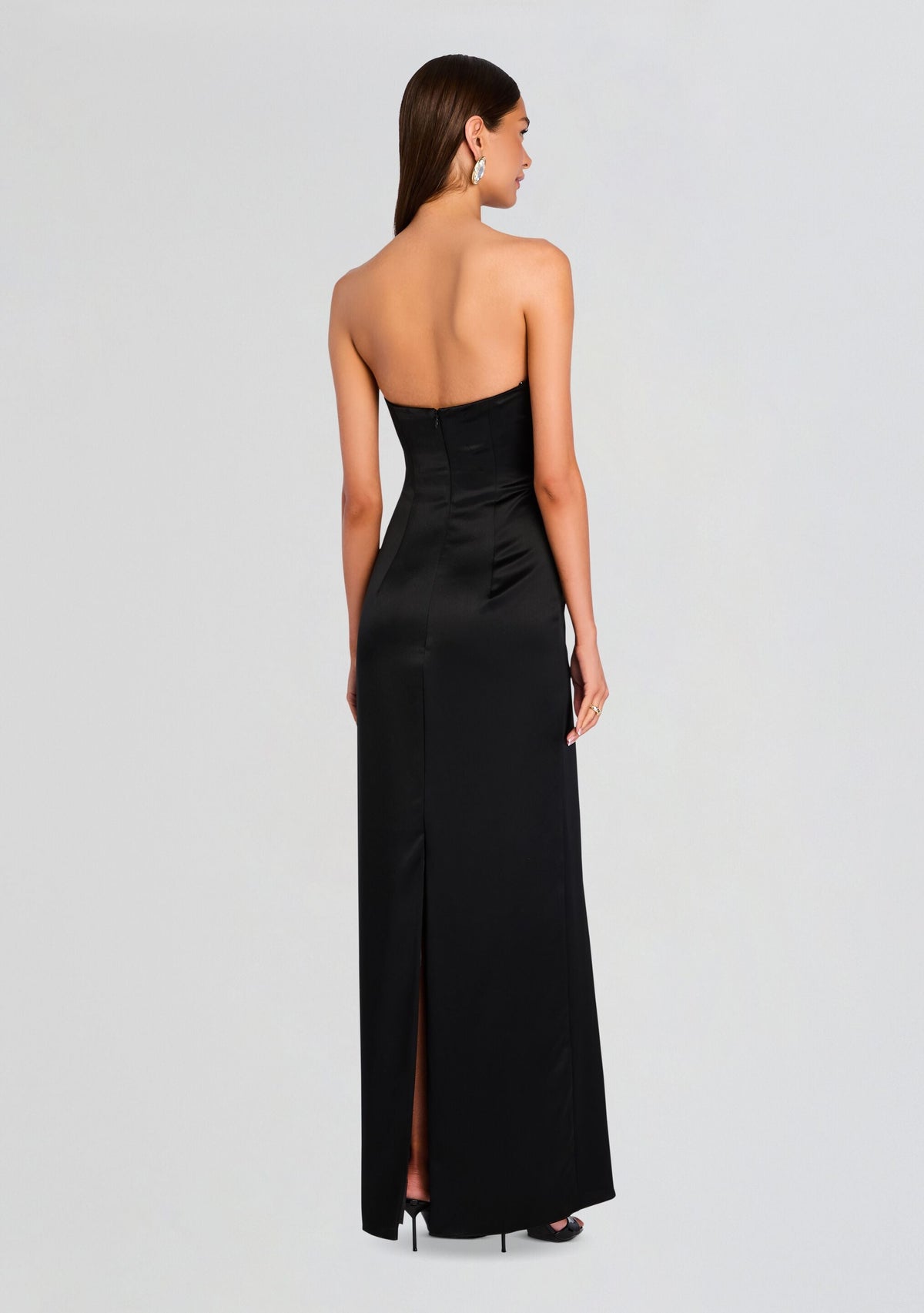 Olivine Dress by retrofête in Black, product image 4