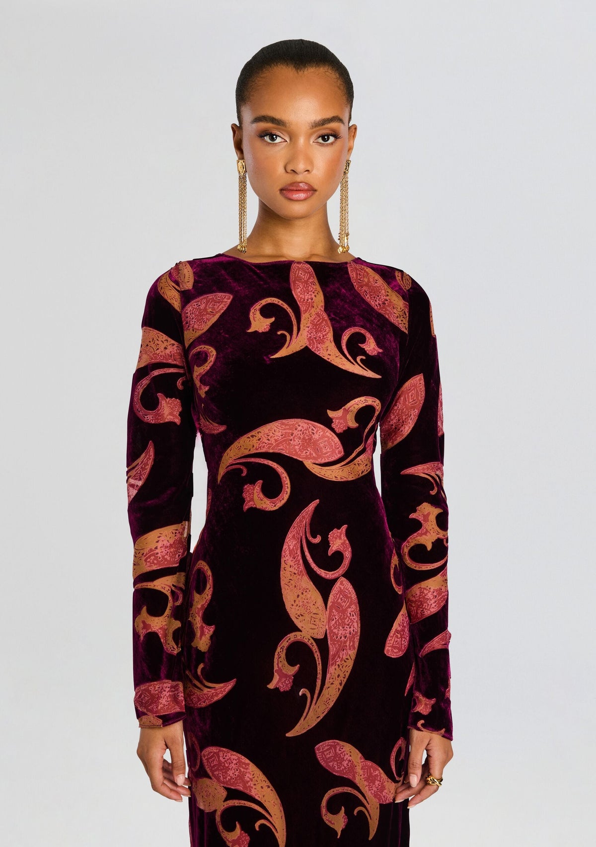 Iona Velvet Dress by retrofête in Dark Paisley, product image 5
