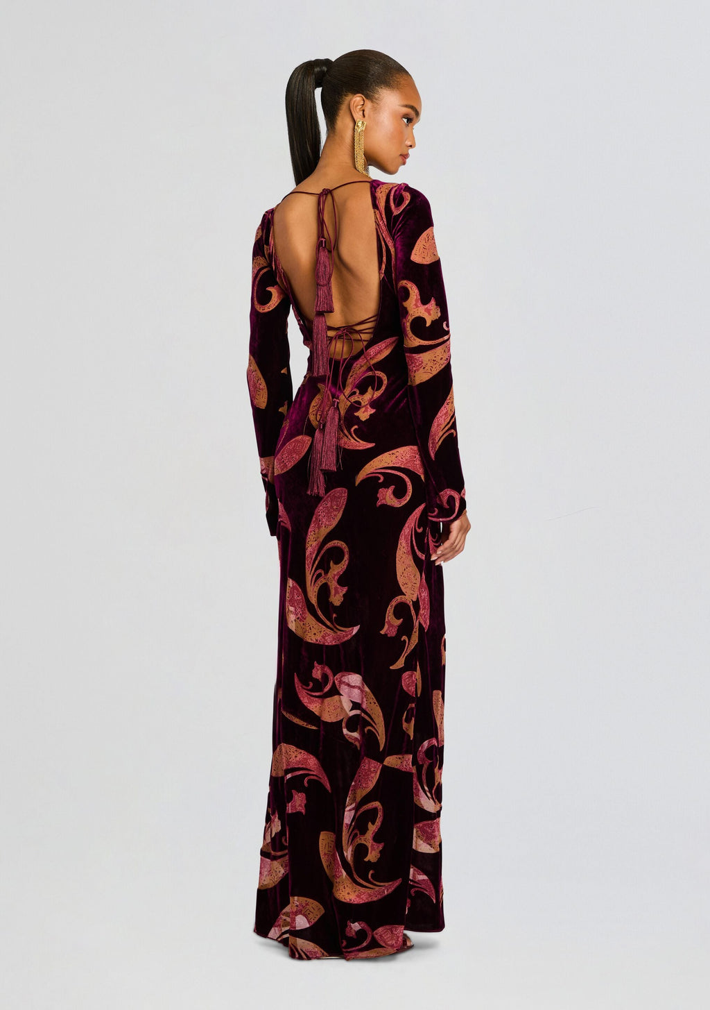 Iona Velvet Dress by retrofête in Dark Paisley, product image 4