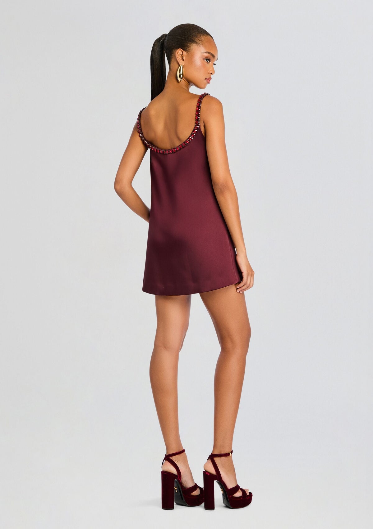Reilly Embellished Dress by retrofête in Port, product image 4