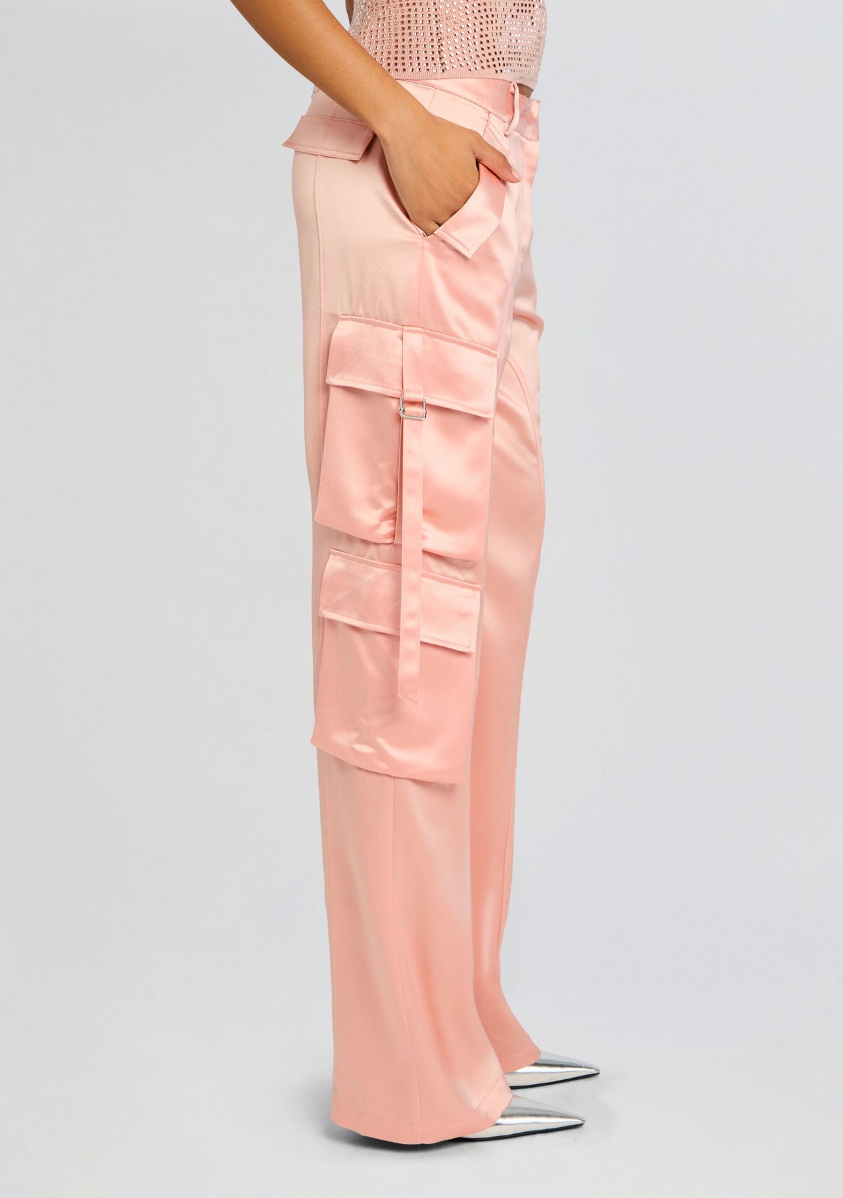 André Cargo Pants by retrofête in Ballet Slipper, product image 3