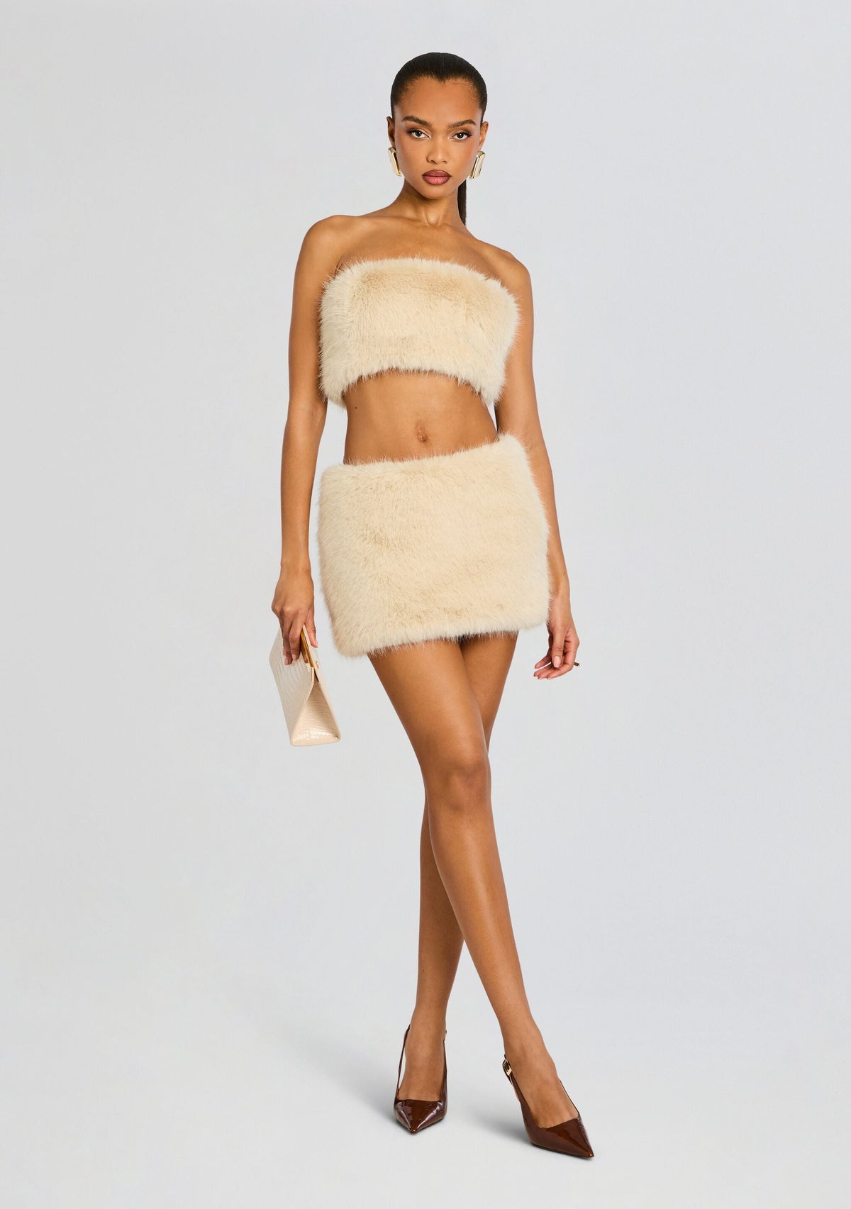 Vada Faux Fur Bandeau by retrofête in Chai, product image 6