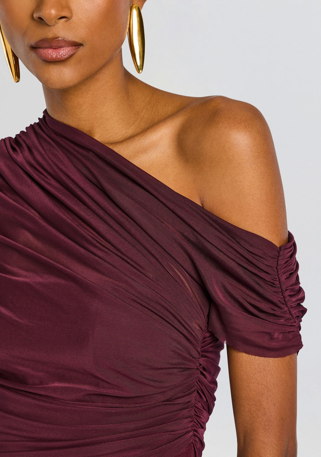 Selma Mini Crepe Dress by SEROYA in Merlot, product image 2