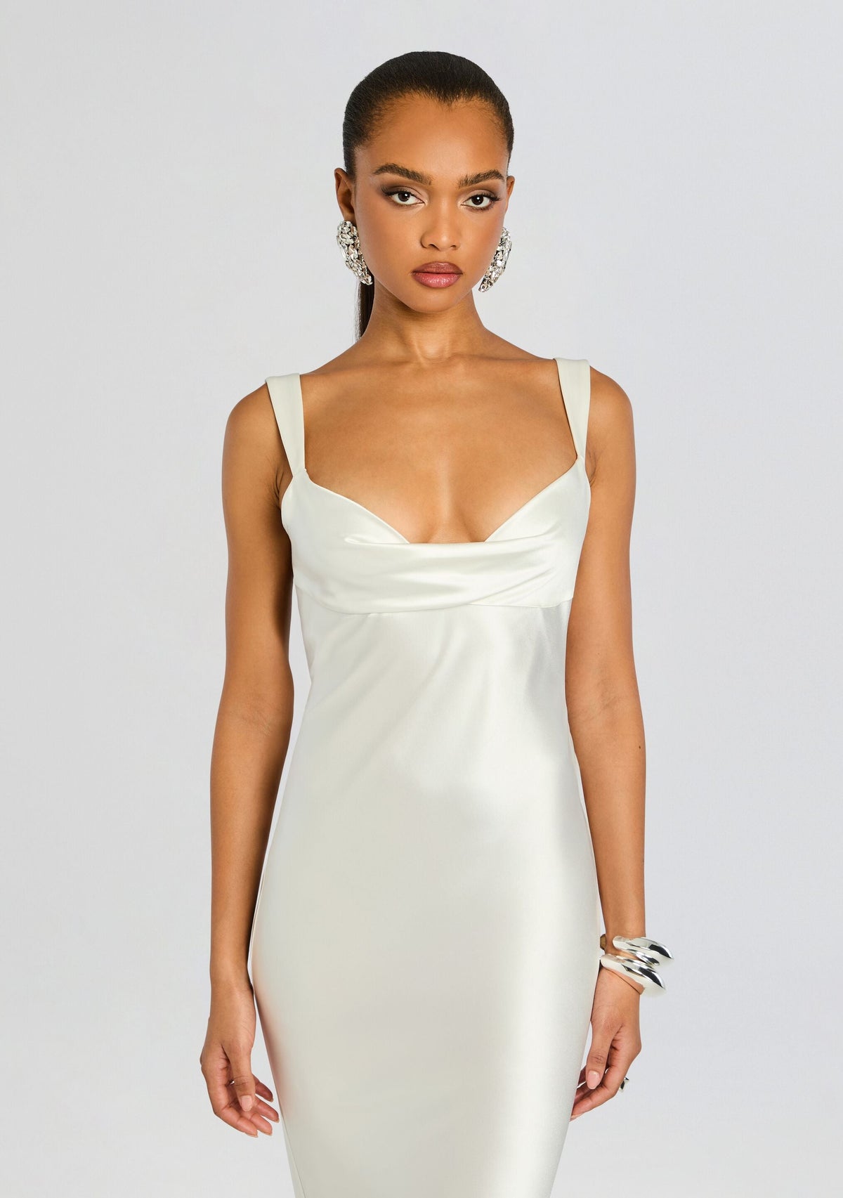 Vinicia Dress by retrofête in White, product image 5