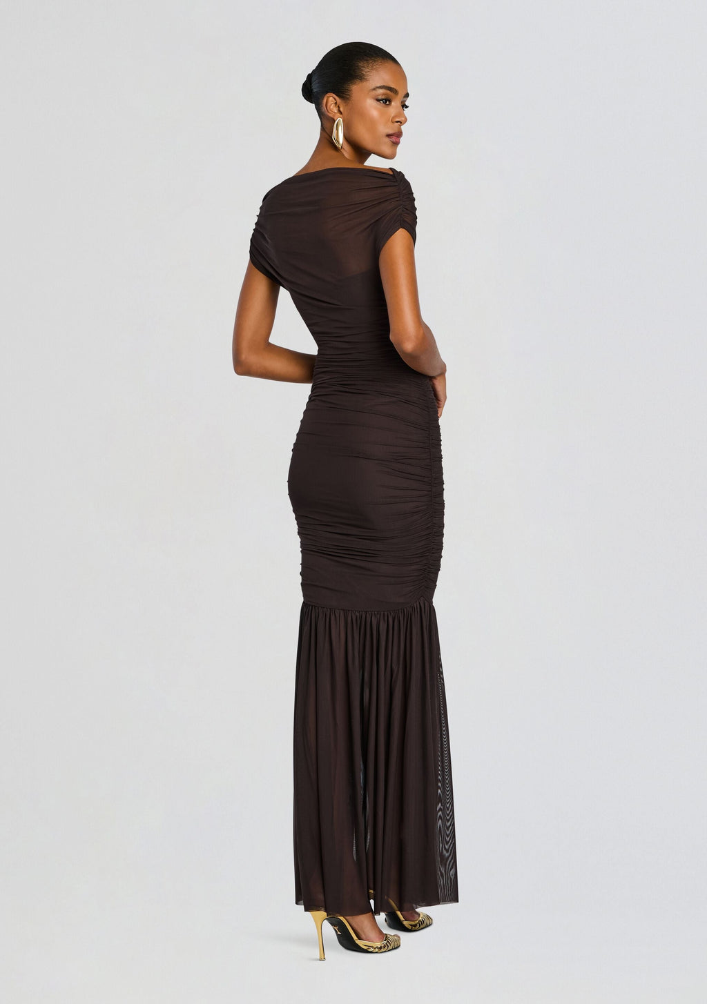 Noel Gown by SEROYA in Ash Brown, product image 4