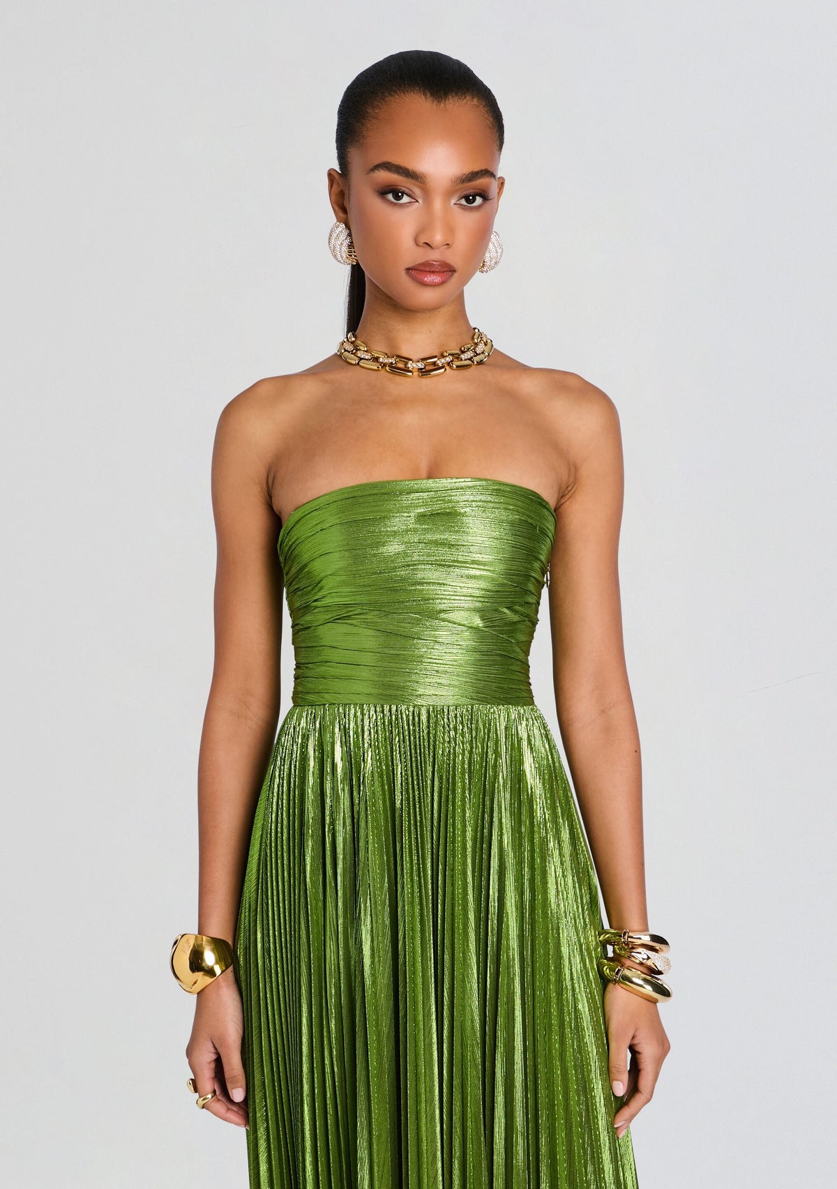 Sevyn Dress by retrofête in Metallic Kiwi, product image 5