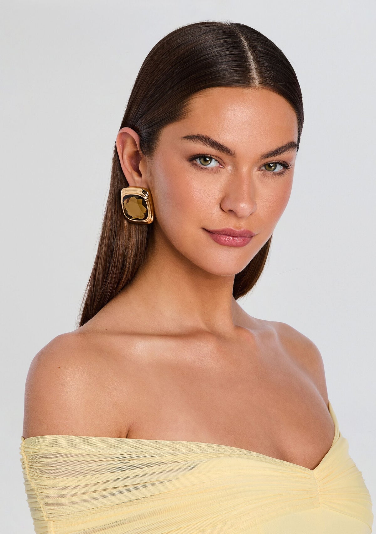 Clive Earring by retrofête in Gold/Ochre, product image 5