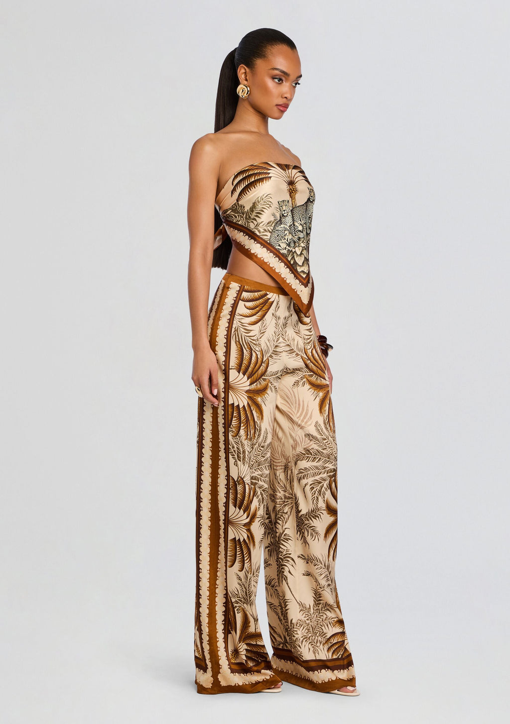 Alivia Silk Top by retrofête in Ochre Palma, product image 4