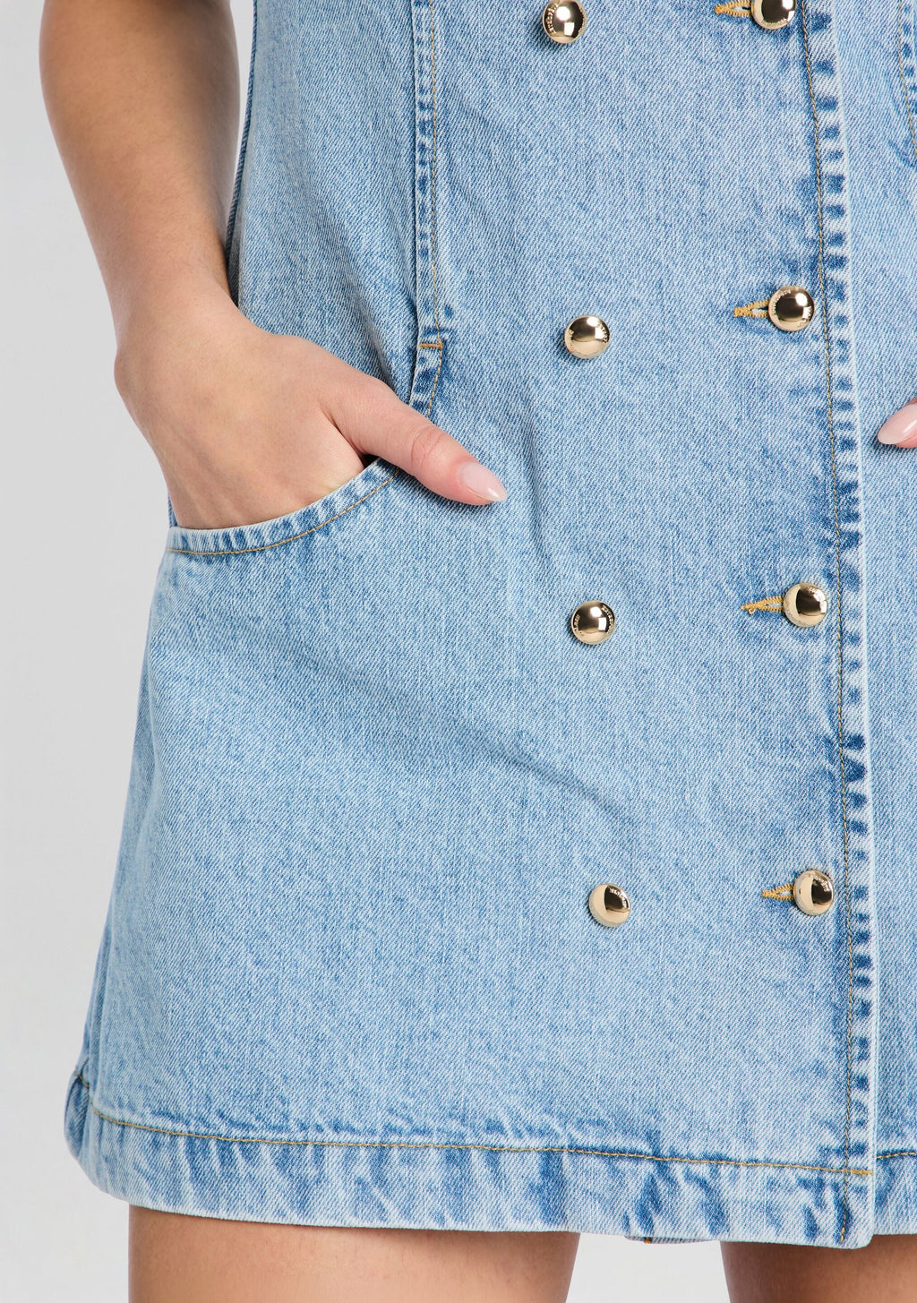 Hanna Denim Dress by retrofête in Bleeker, product image 2