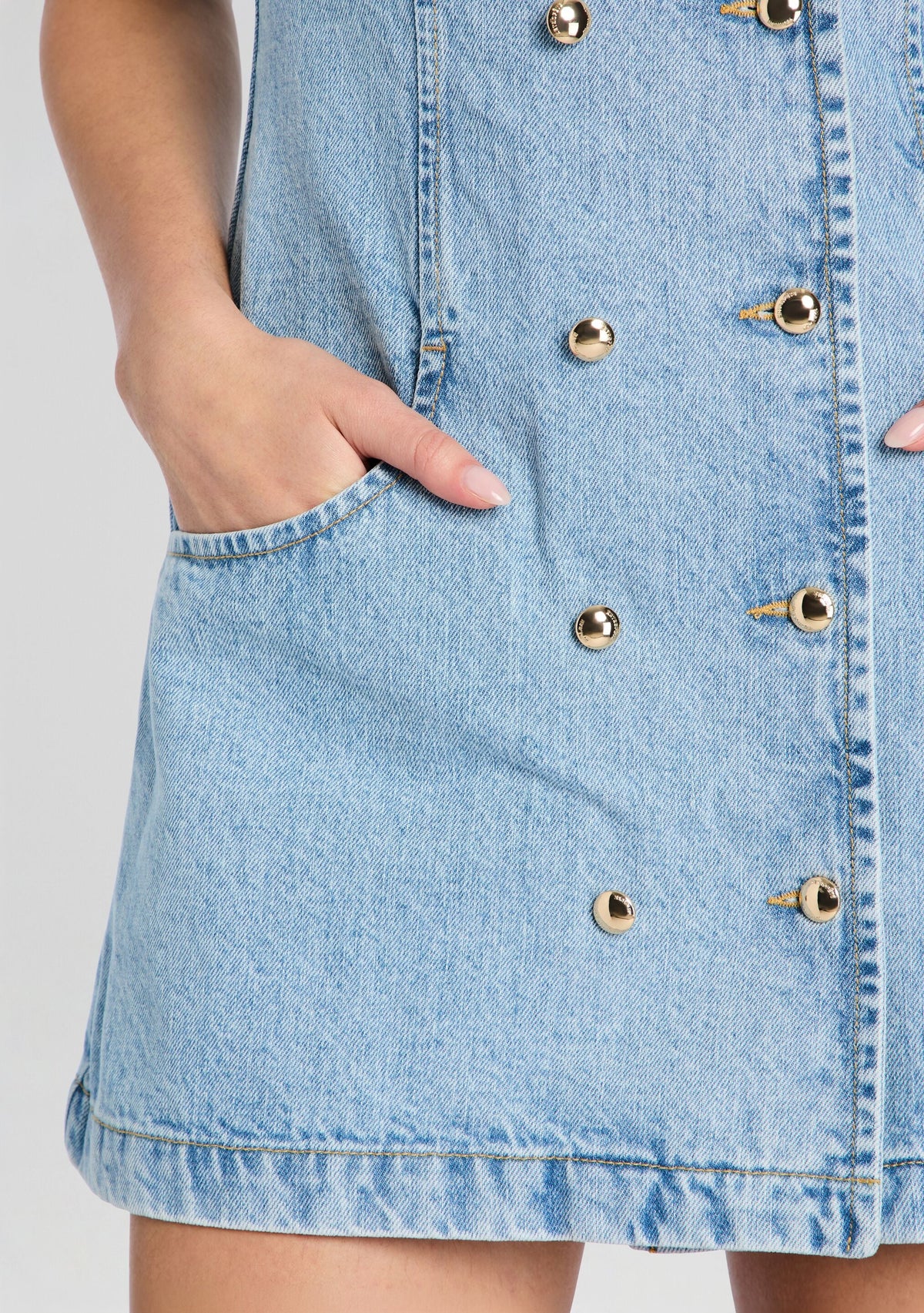Hanna Denim Dress by retrofête in Bleeker, product image 2