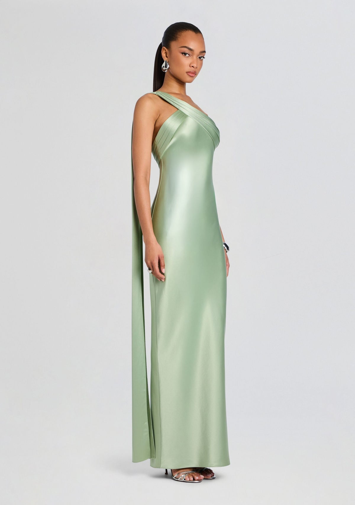 Sirocco Dress by retrofête in Matcha, product image 3
