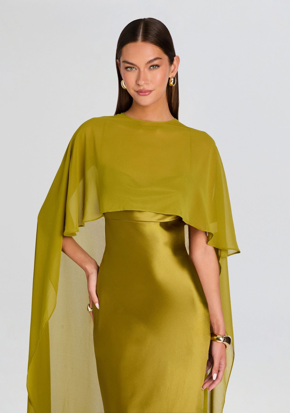 Anicca Cape by retrofête in Basil, product image 1