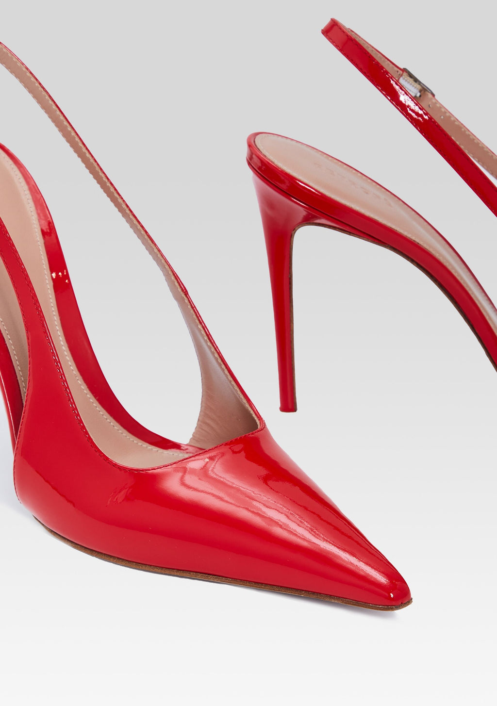 Cindy Slingback Heel by retrofête in Red, product image 4