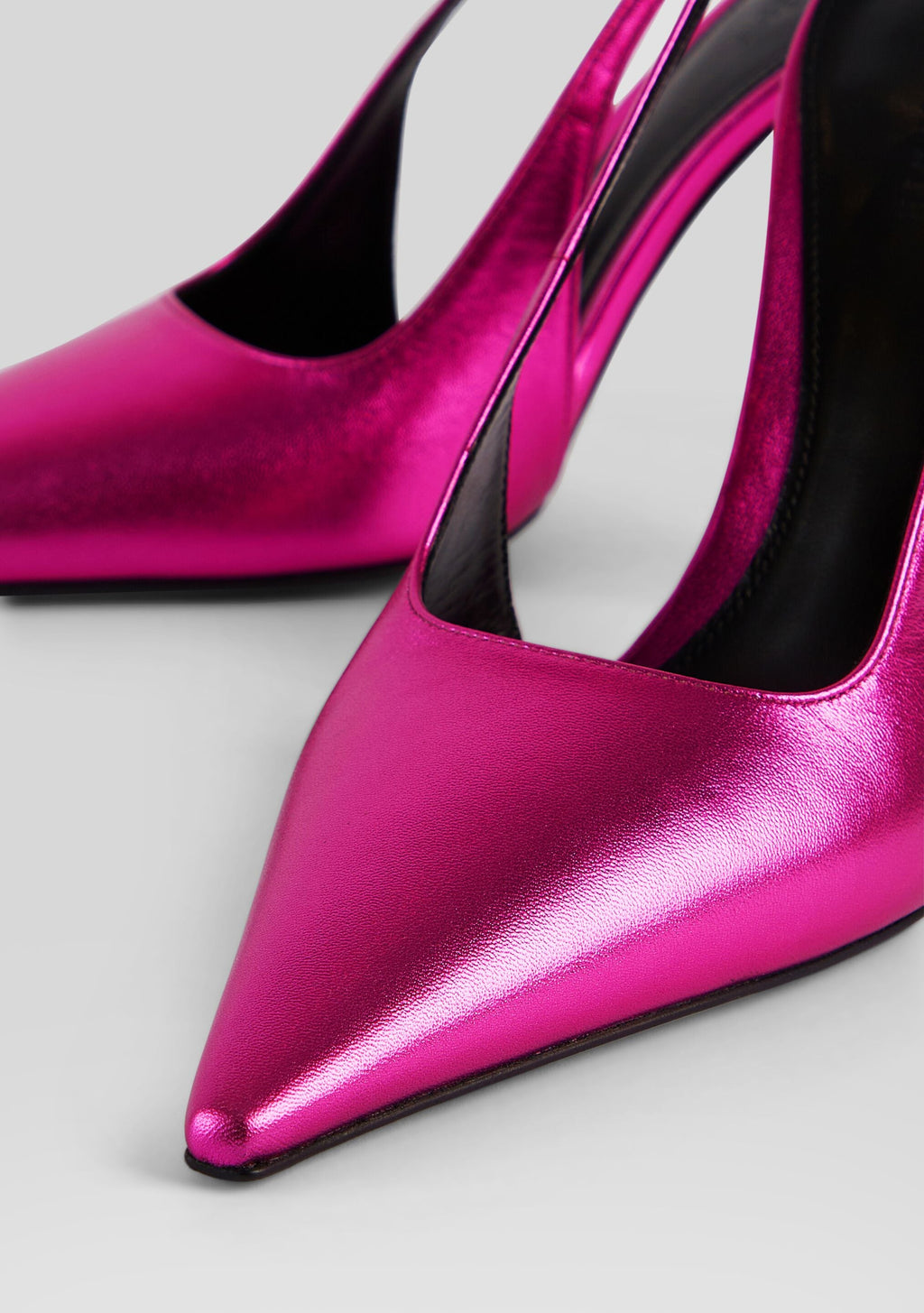 Cindy Slingback Heel by retrofête in Metallic Pink, product image 4