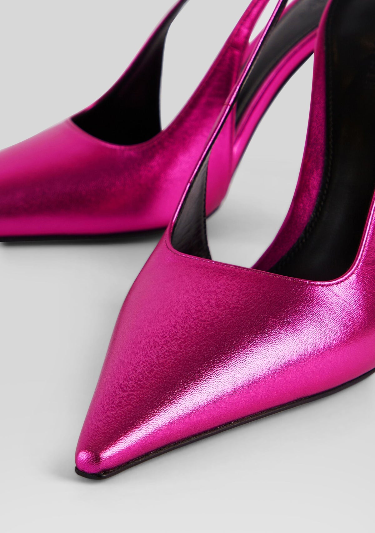 Cindy Slingback Heel by retrofête in Metallic Pink, product image 4