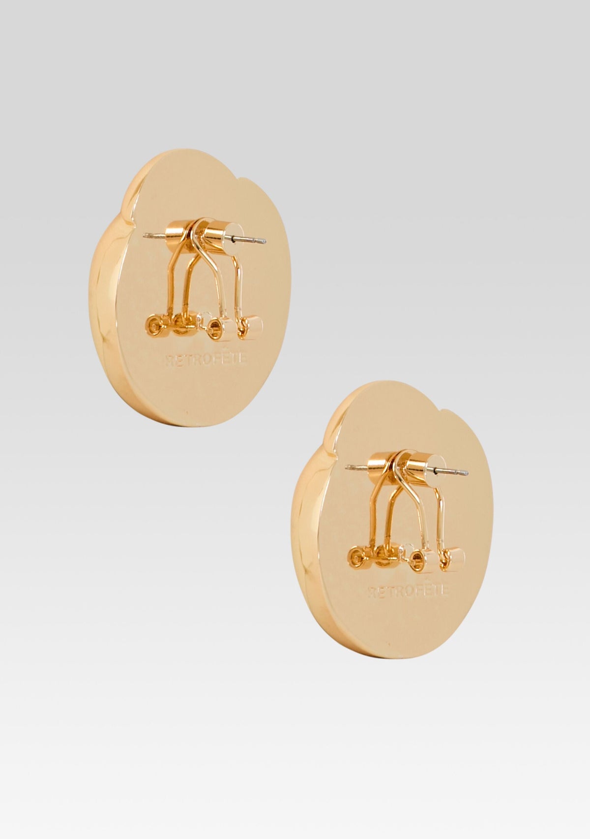 Doma Earring by retrofête in Gold, product image 4