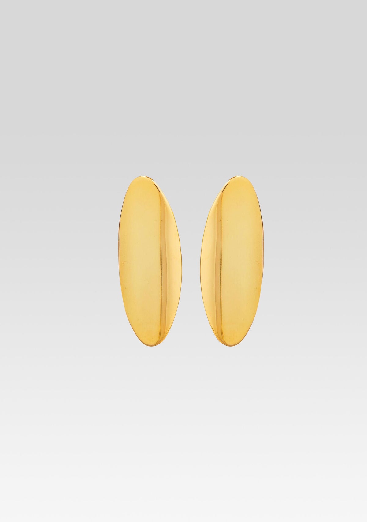 Oval Earring by Retrofête X Keren Wolf in Gold, product image 1