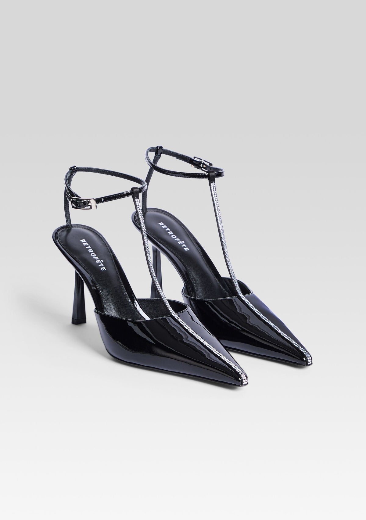Lenu Pump by retrofête in Black, product image 4