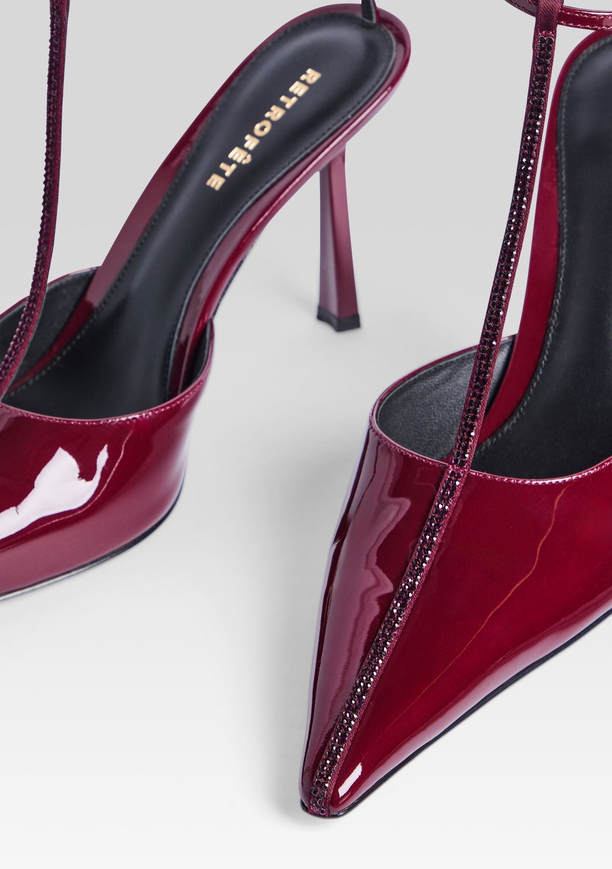 Lenu Pump by retrofête in Pinot, product image 3