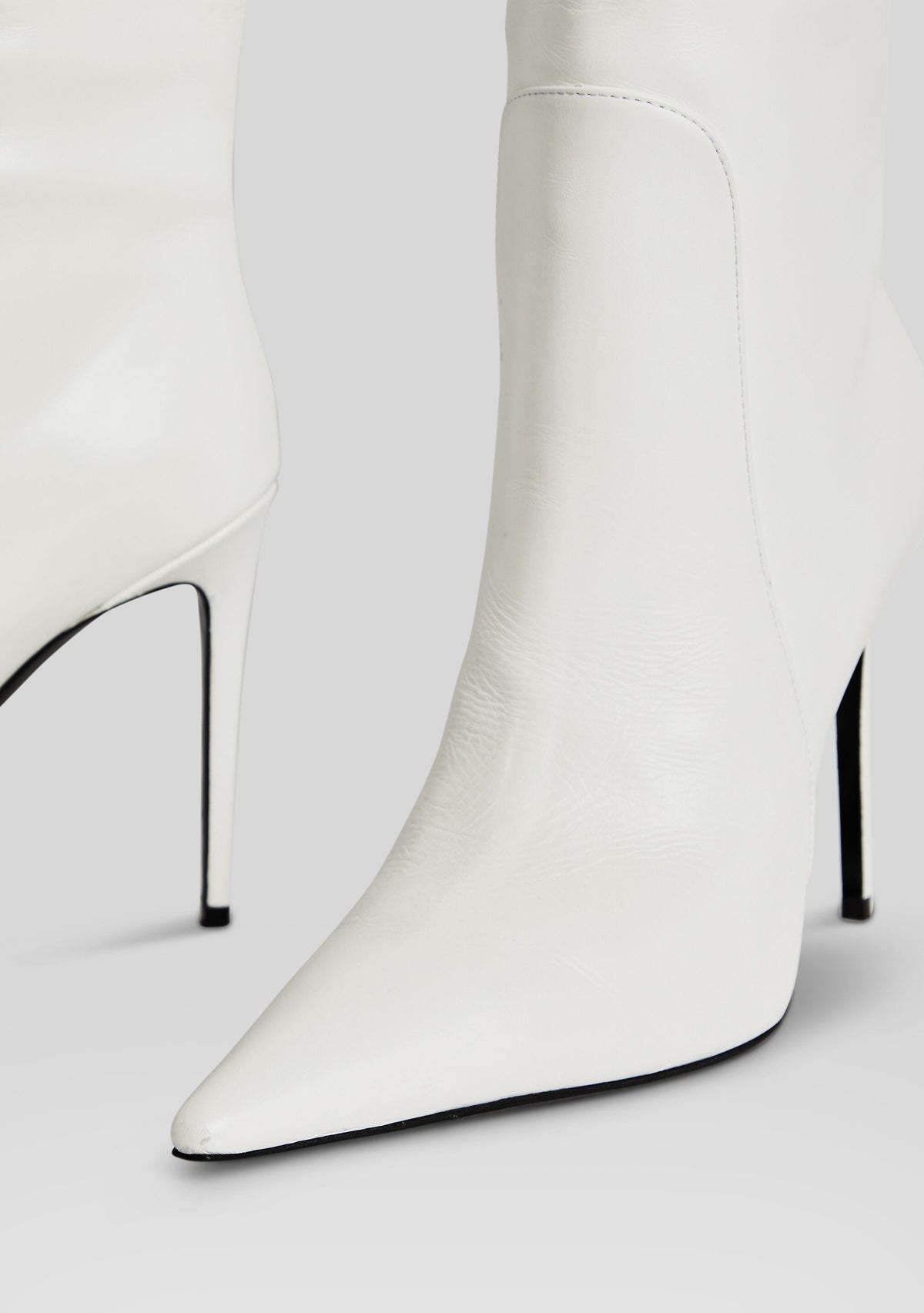 Frida Boot by retrofête in White, product image 4