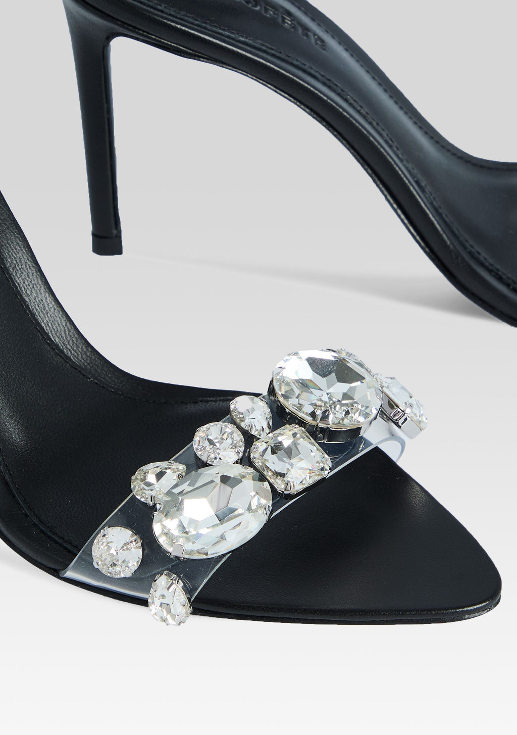 Hanna Gemstone Sandal by retrofête in Black, product image 3
