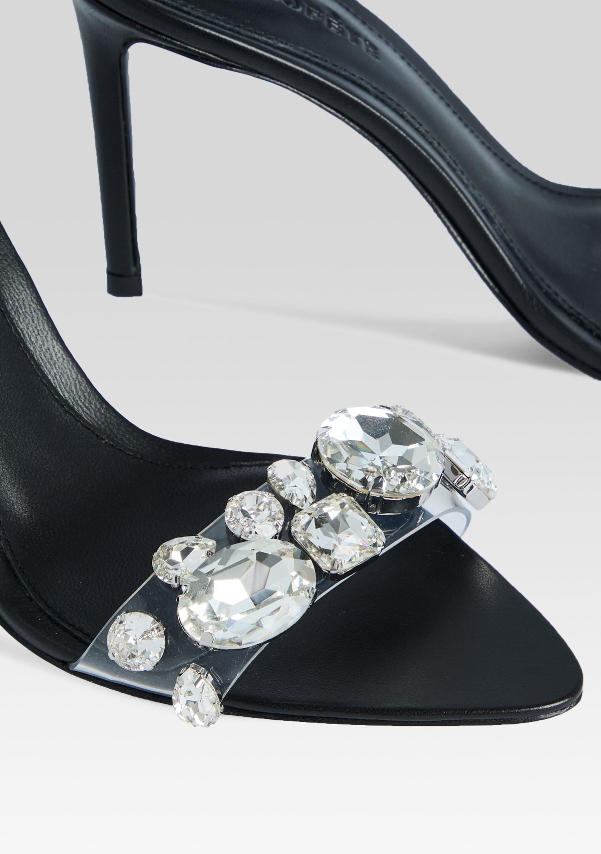 Hanna Gemstone Sandal by retrofête in Black, product image 3