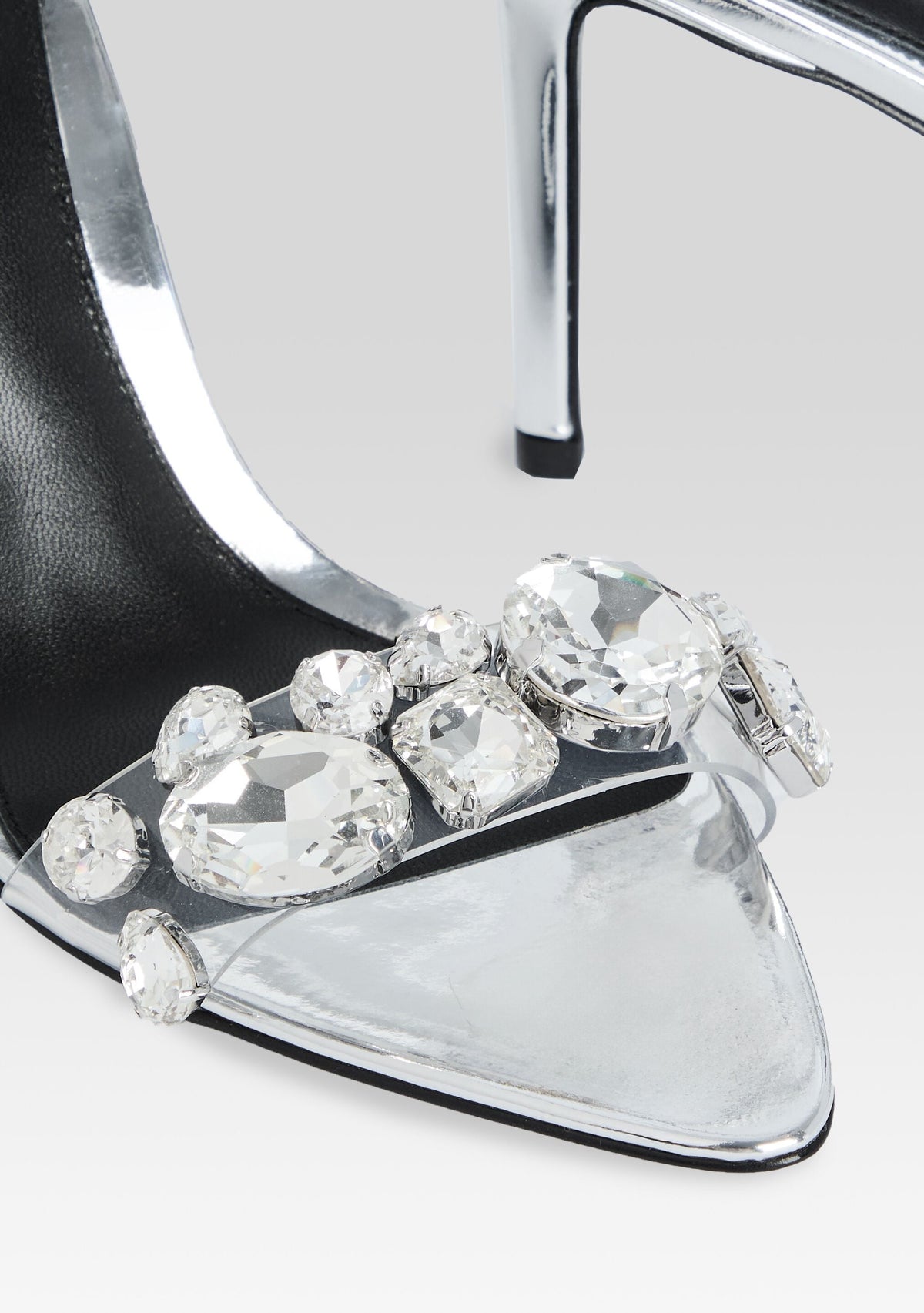 Hanna Gemstone Sandal by retrofête in Silver, product image 4