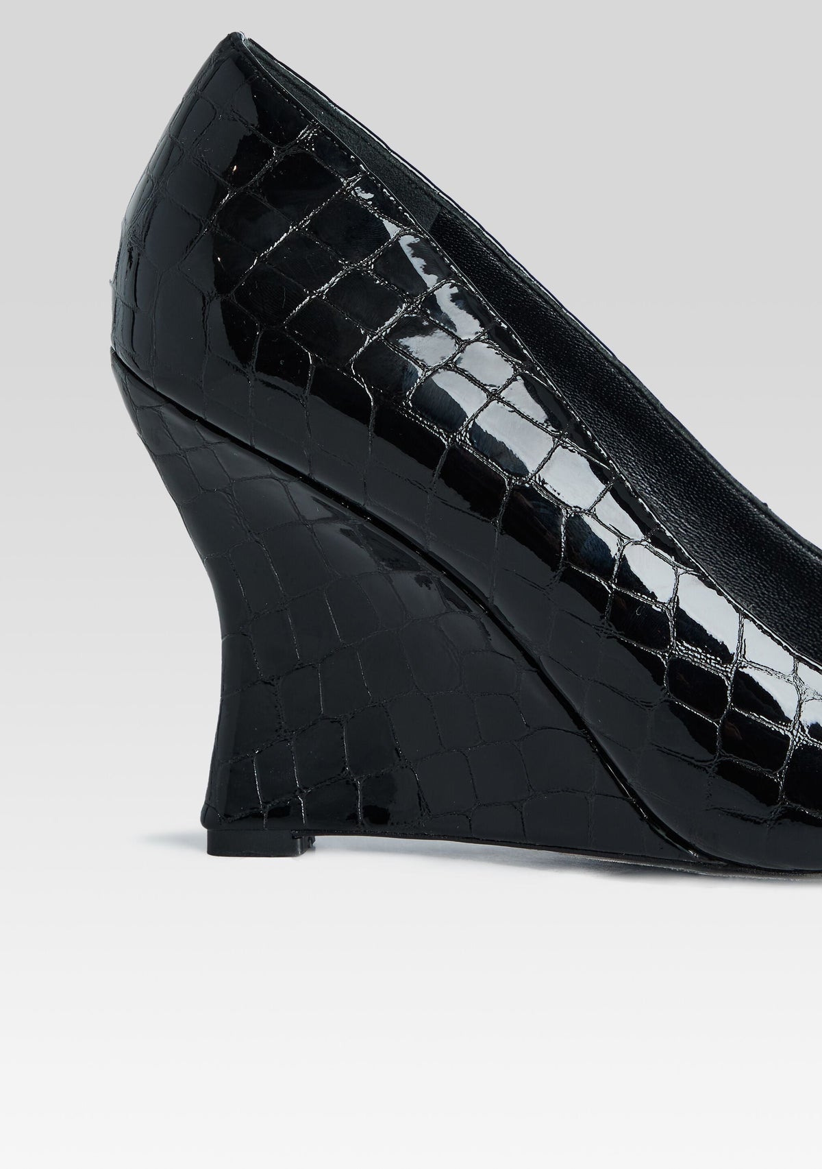 Julianna Leather Pump by retrofête in Black Croco, product image 3