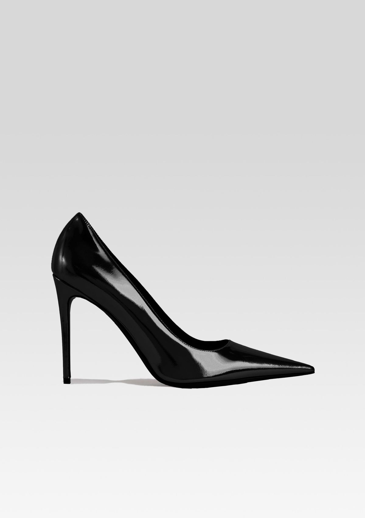 Jasmine Heel by retrofête in Black, product image 1