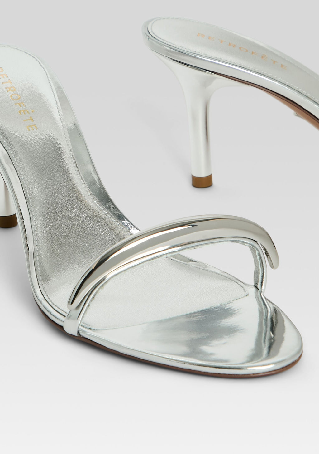 Karli Sandal by retrofête in Silver, product image 3