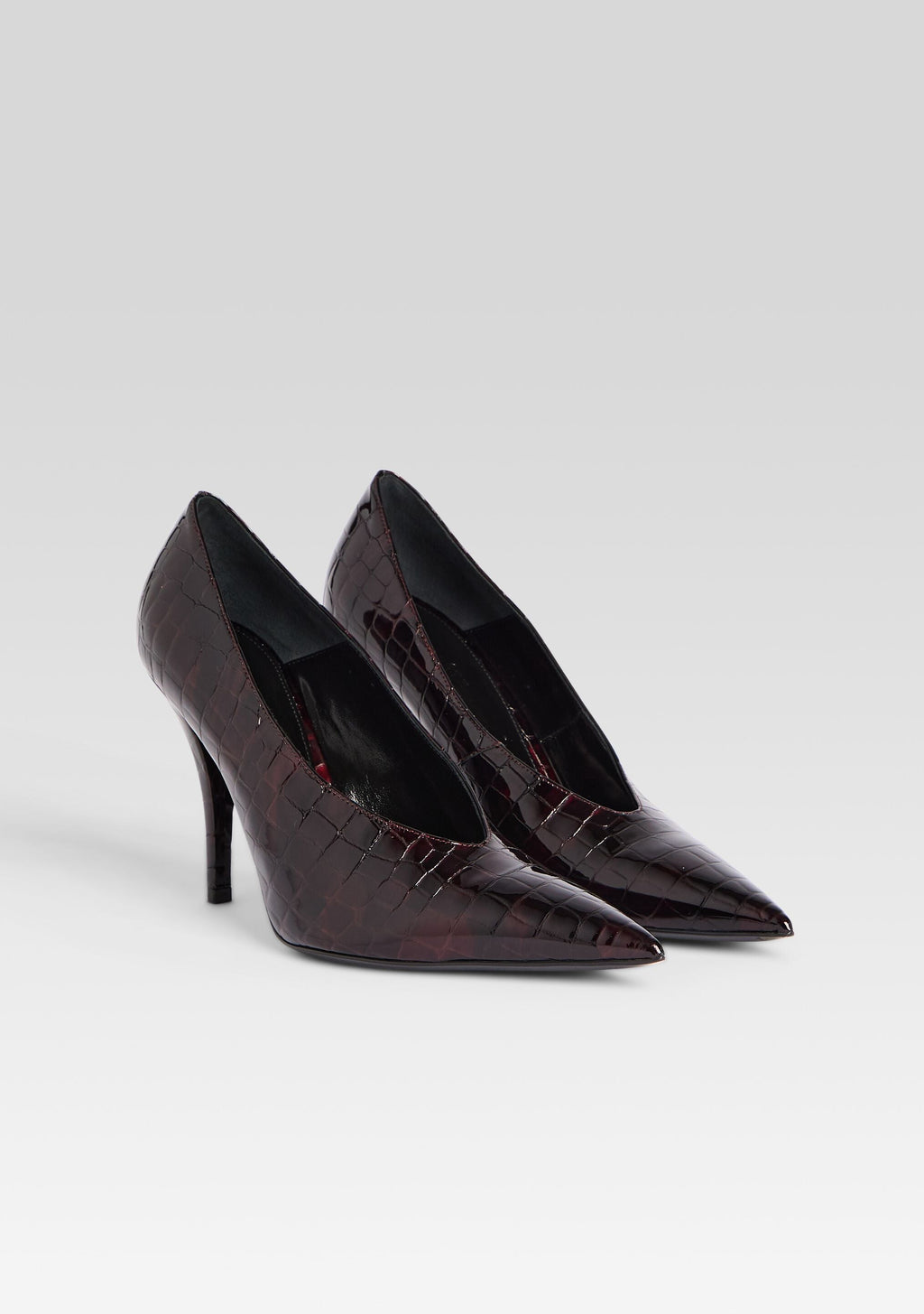 Maureen Leather Pump by retrofête in Burgundy Croco, product image 3