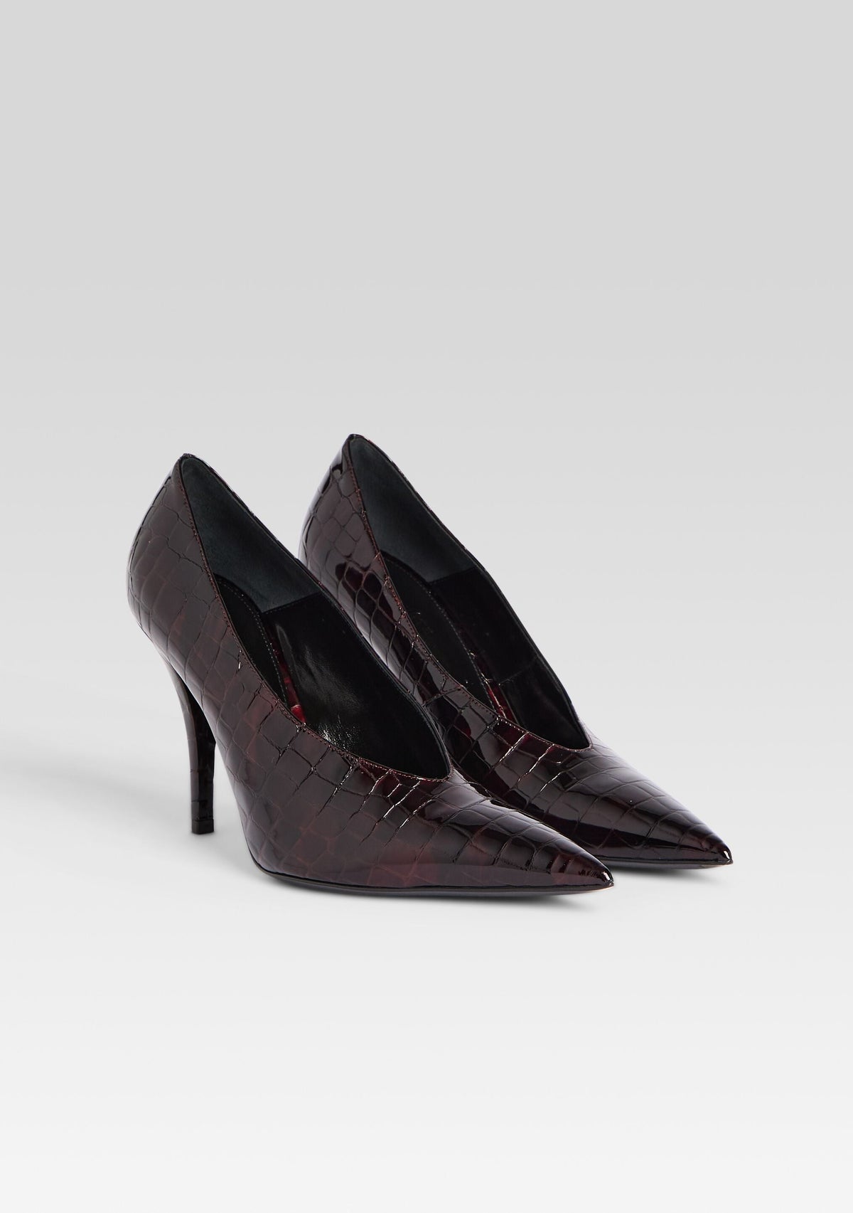 Maureen Leather Pump by retrofête in Burgundy Croco, product image 3