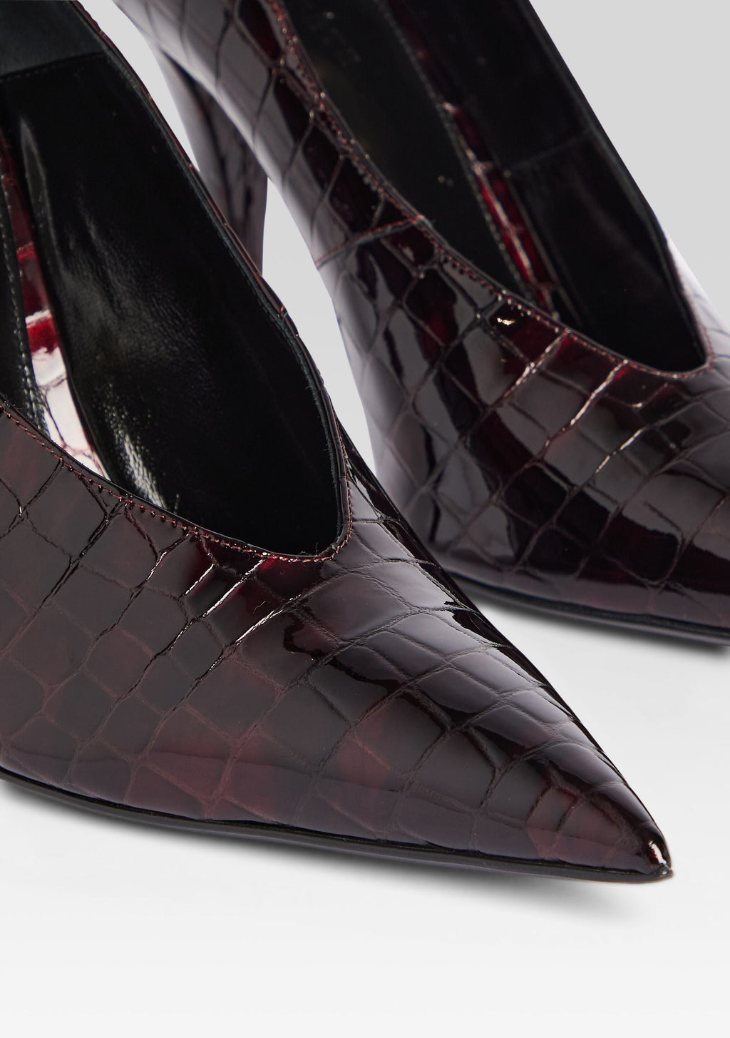 Maureen Leather Pump by retrofête in Burgundy Croco, product image 4