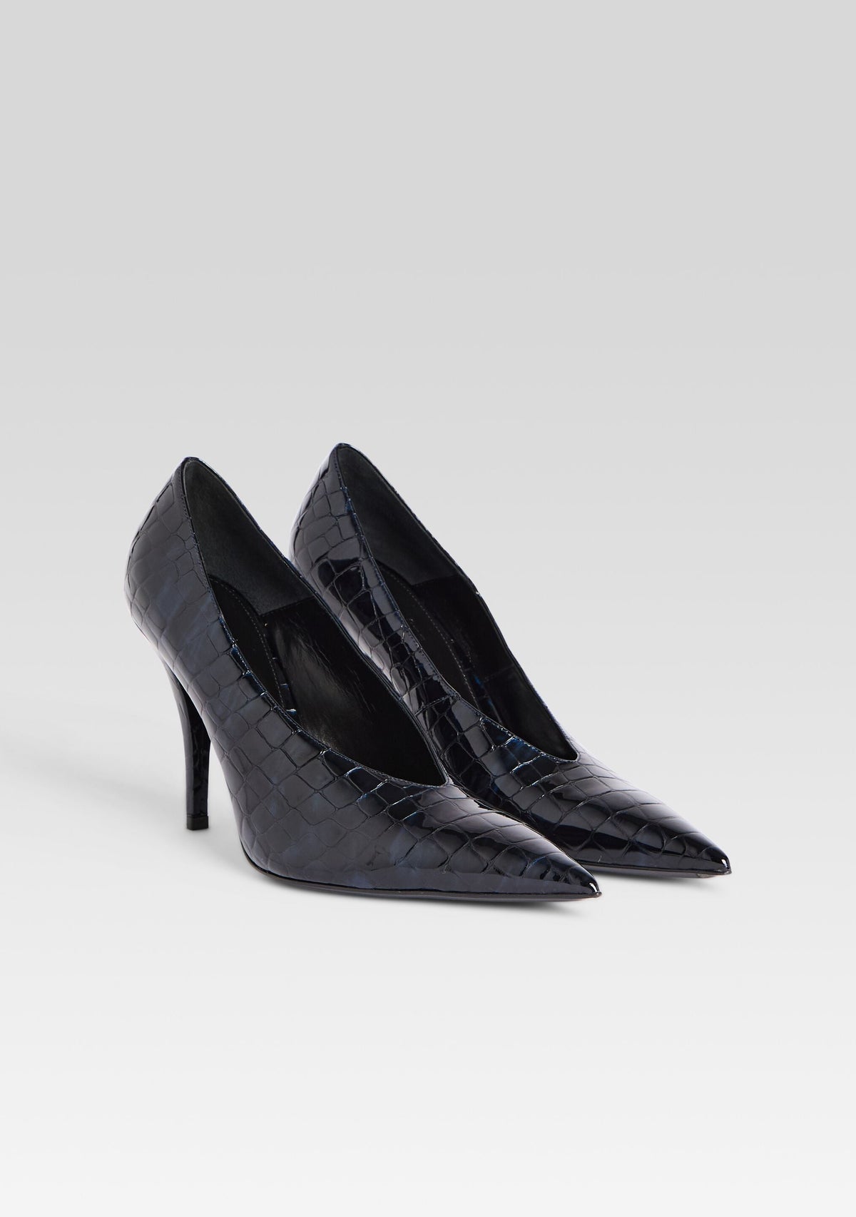 Maureen Leather Pump by retrofête in Navy Croco, product image 3