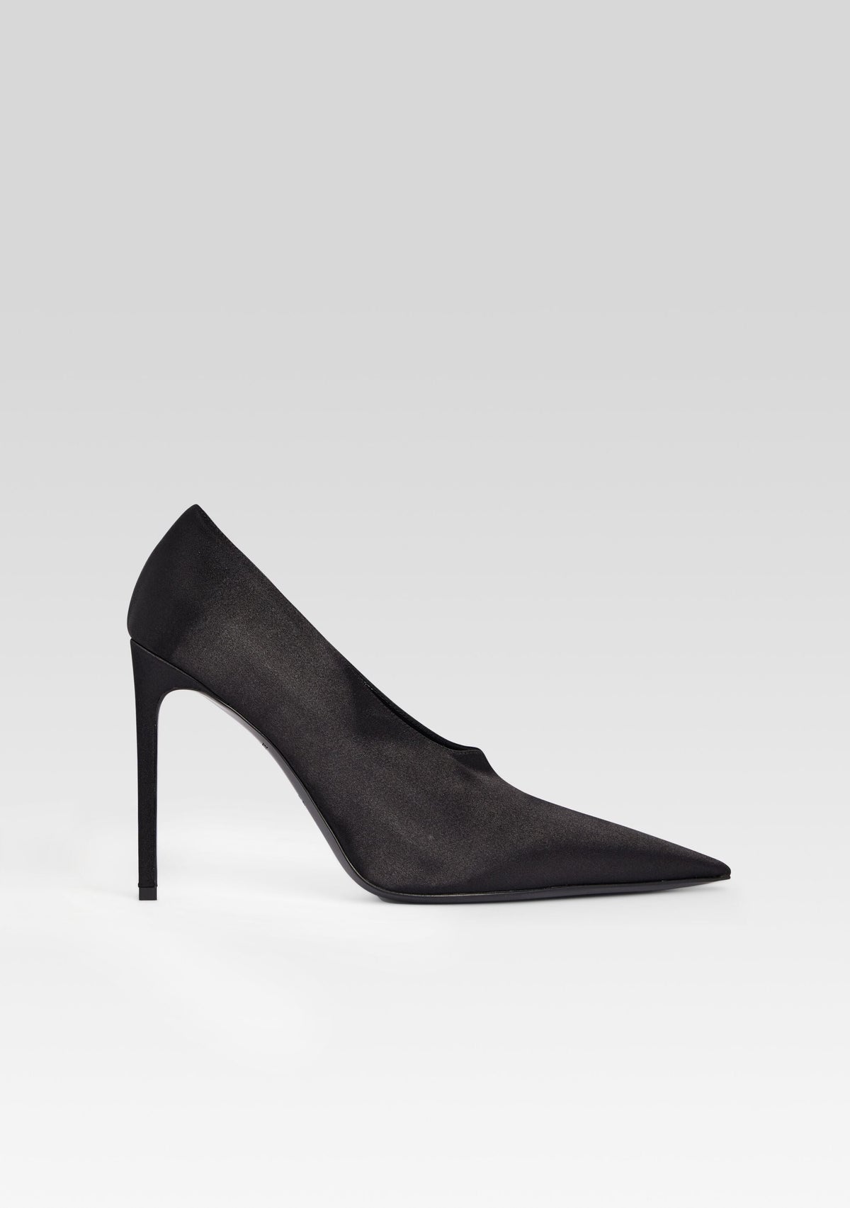 Mollie Satin Pump by retrofête in Black, product image 1