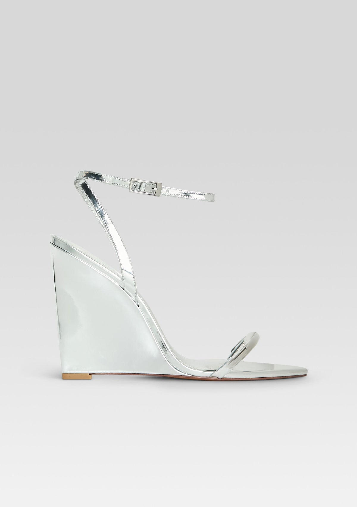 Nola Wedge by retrofête in Silver, product image 1
