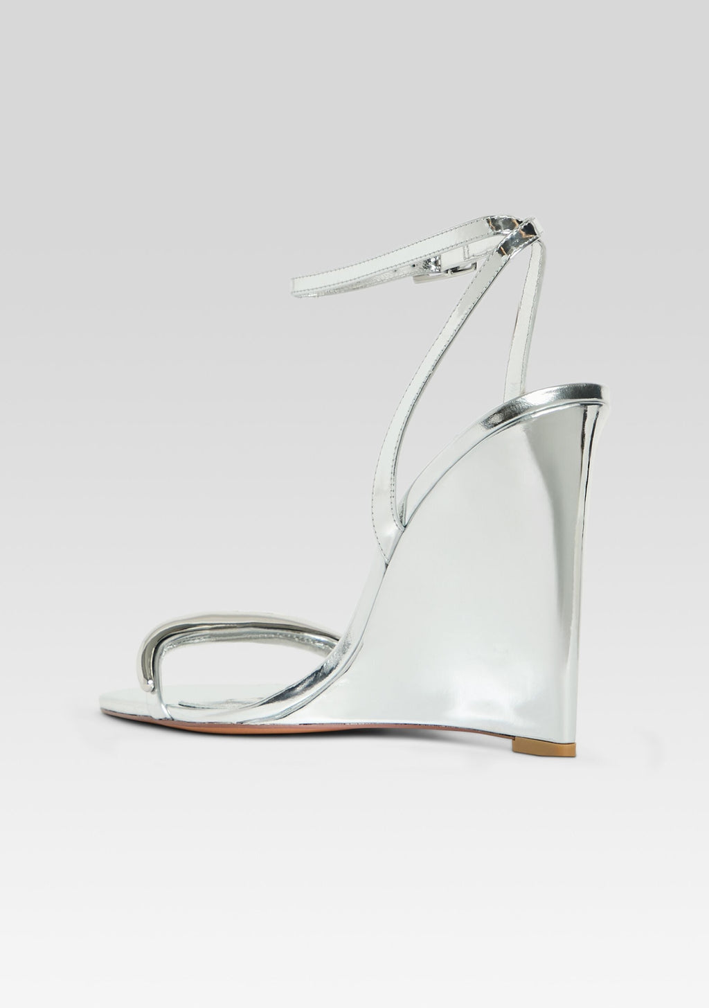 Nola Wedge by retrofête in Silver, product image 5