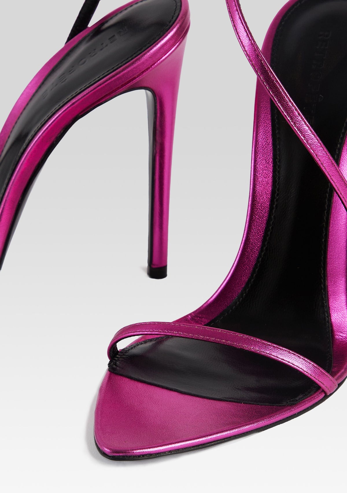 Naomi Sandal by retrofête in Metallic Pink, product image 4