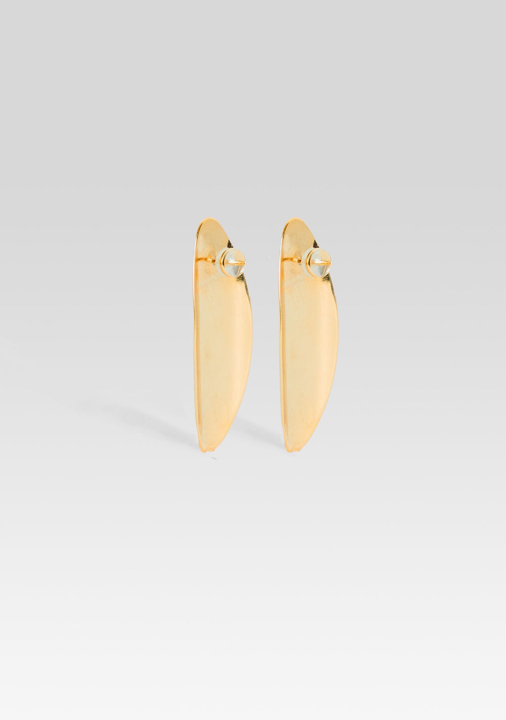 Oval Earring by Retrofête X Keren Wolf in Gold, product image 3