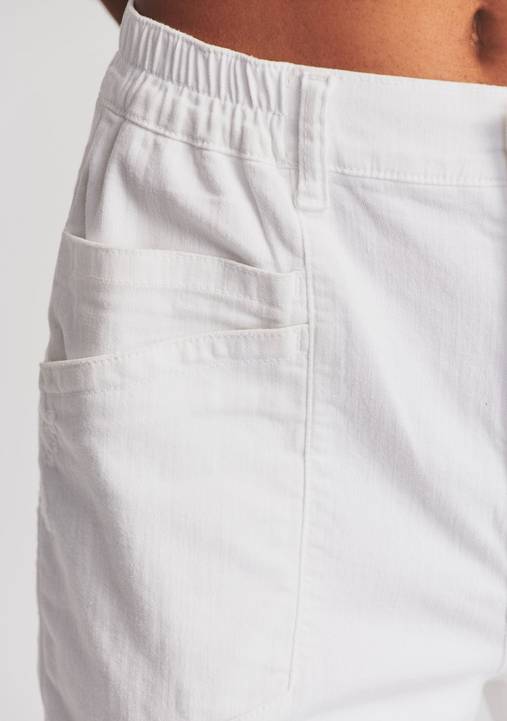 Myla Pant by retrofête in Optic White, product image 5