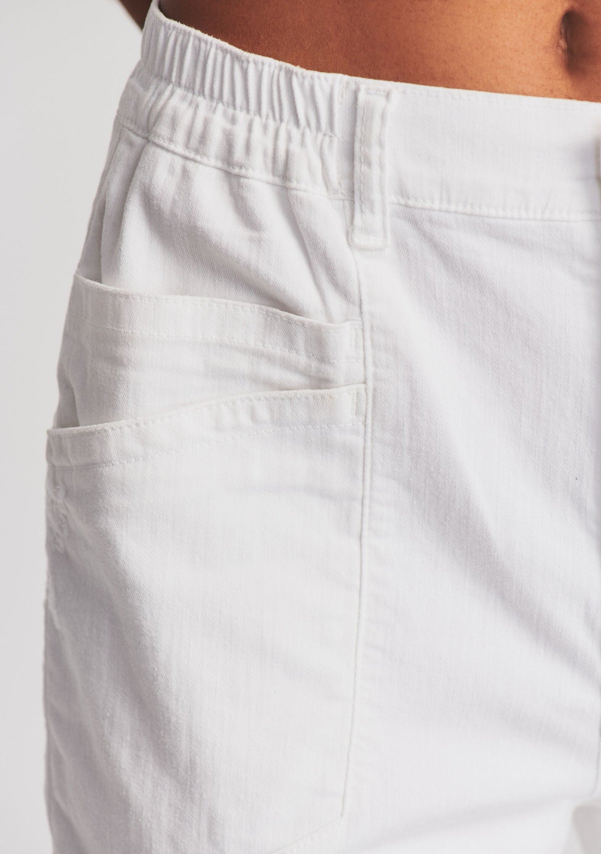 Myla Pant by retrofête in Optic White, product image 5