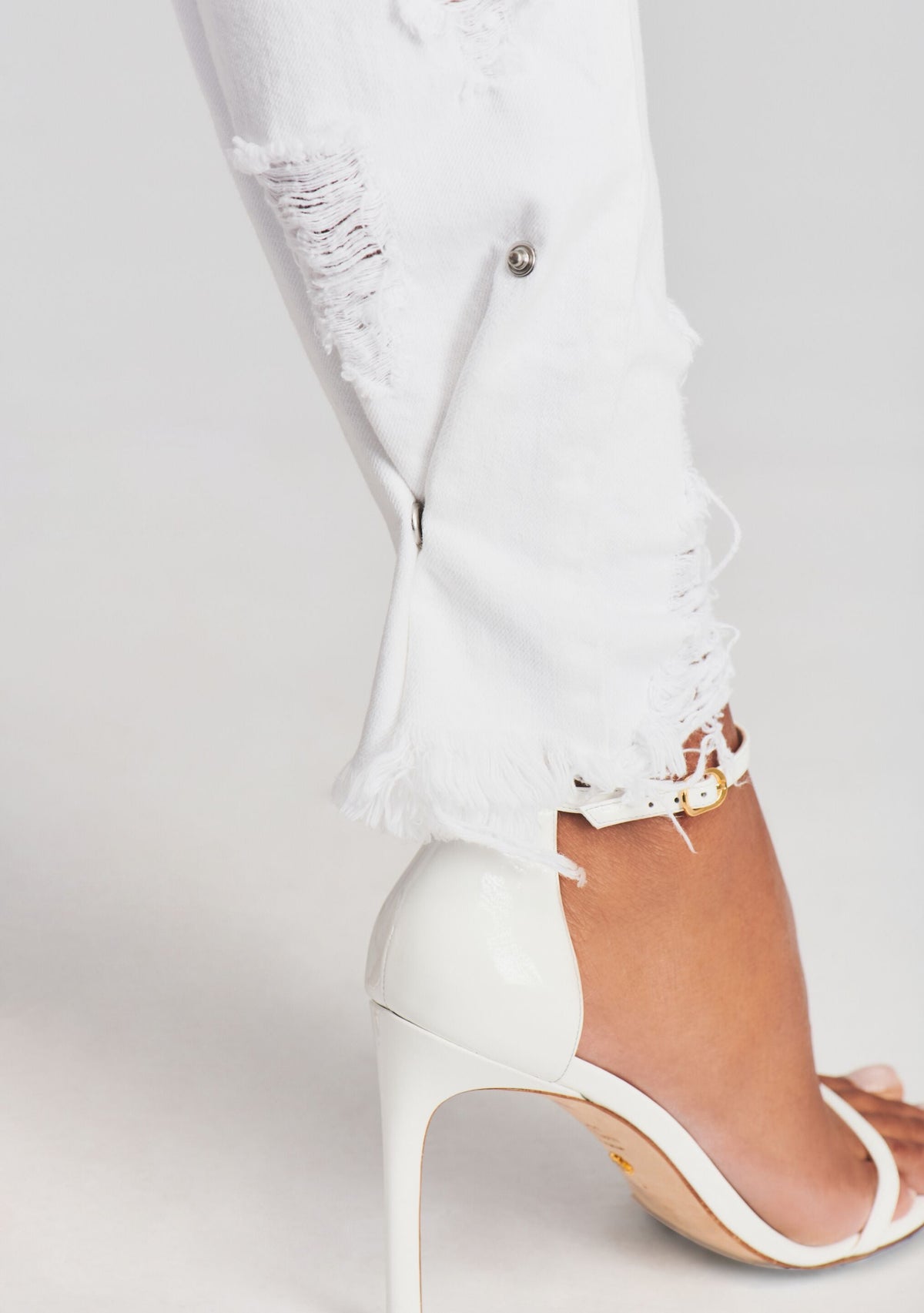 Maggie Mid Rise Jean by SEROYA in Optic White, product image 2