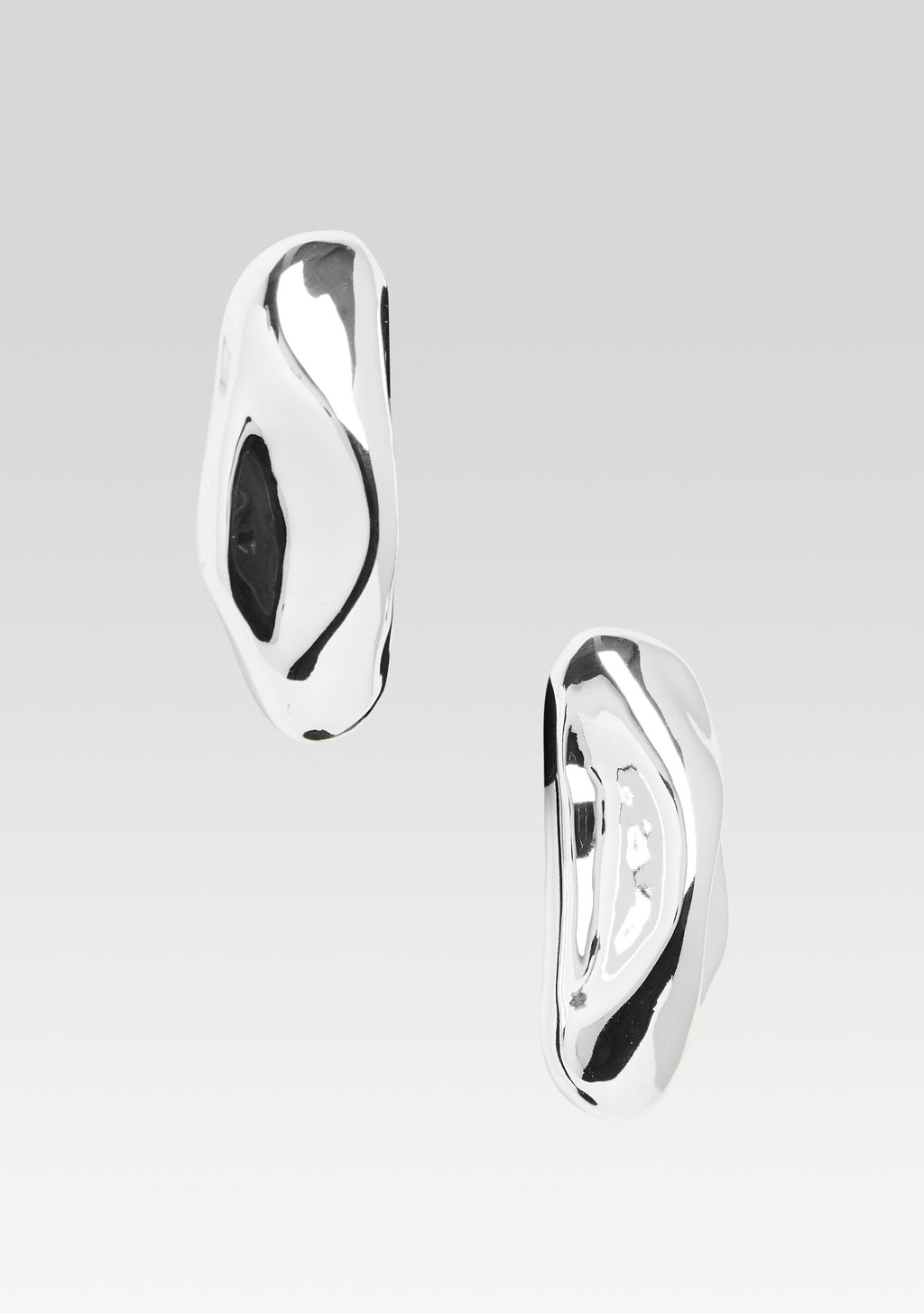 Fortunara Earring by retrofête in Silver, product image 2
