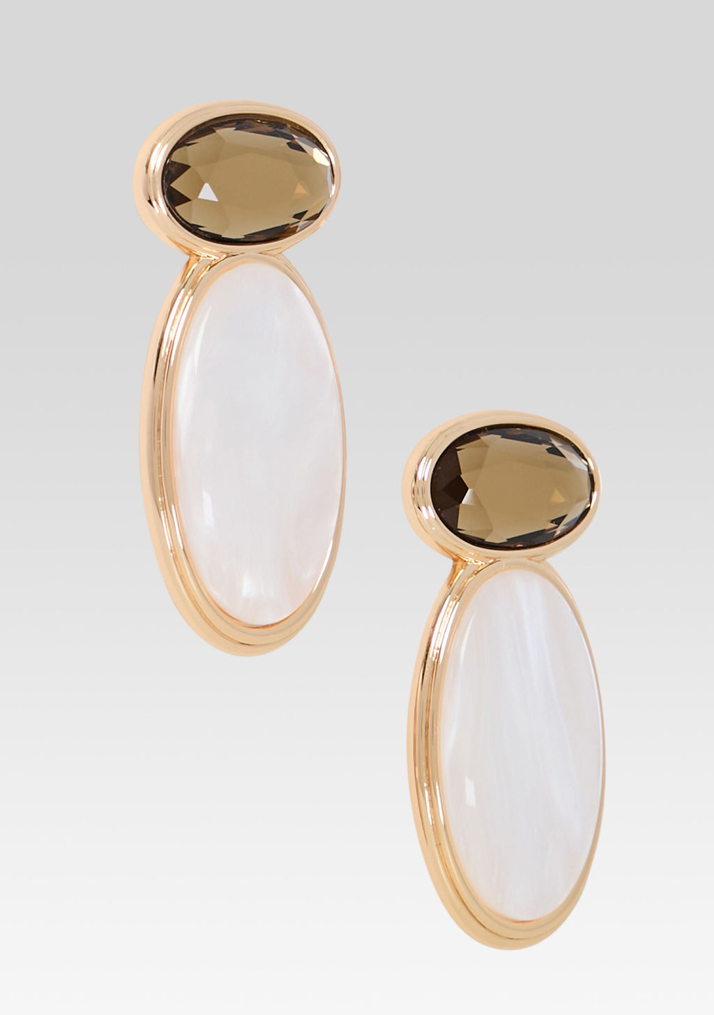 Yolanda Earring by retrofête in Ochre/Pearl, product image 3