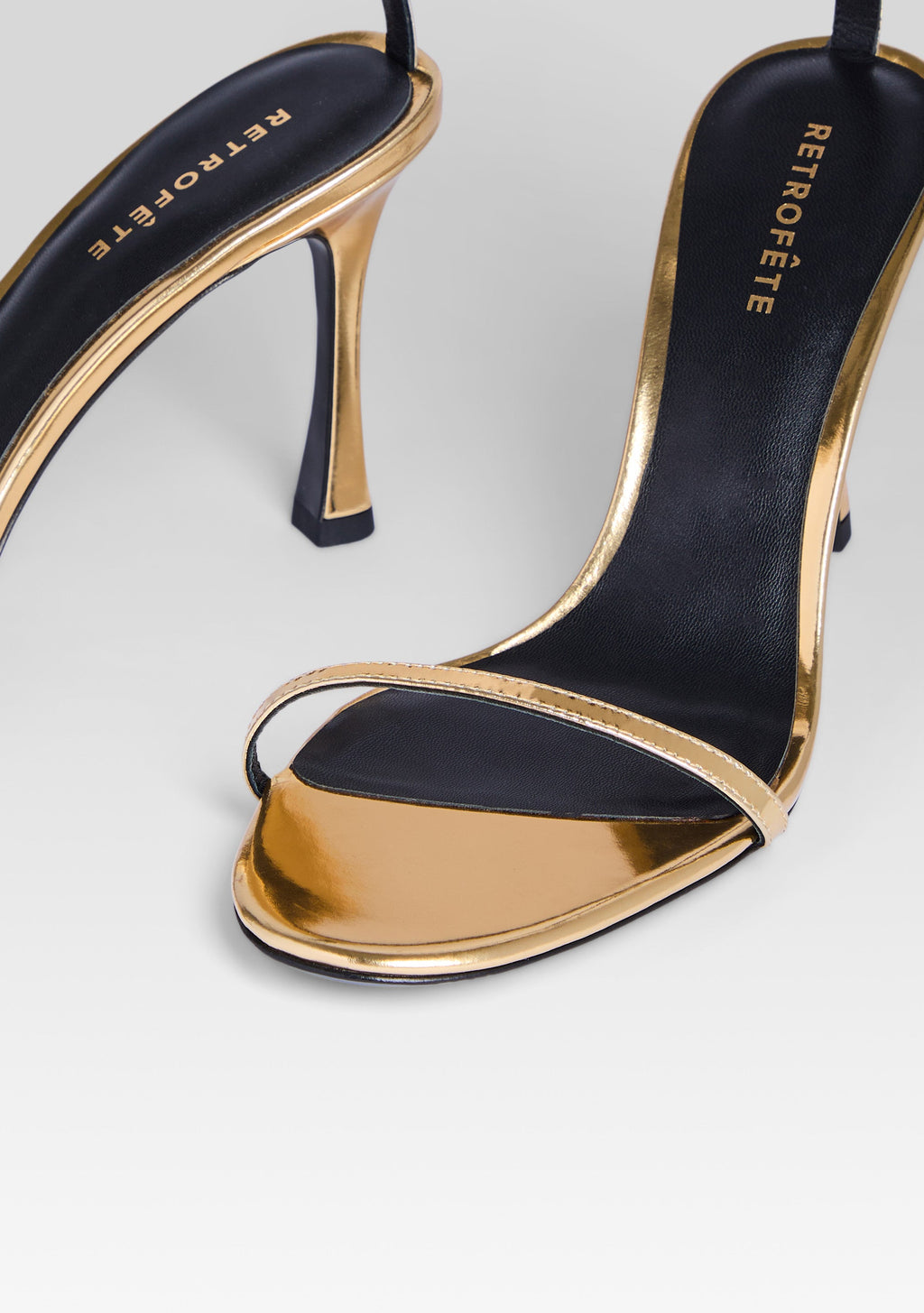 Fowla Sandal by retrofête in Silver/Gold, product image 3