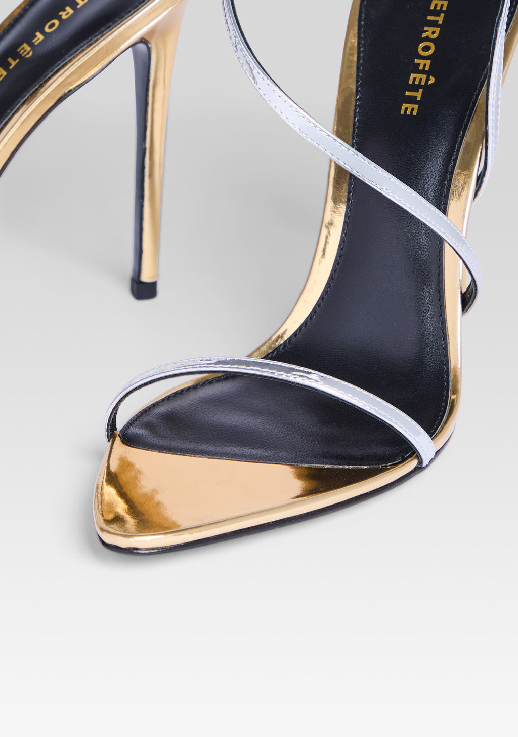 Naomi Sandal by retrofête in Silver/Gold, product image 4