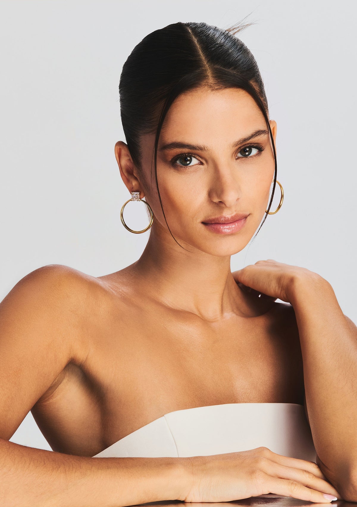 Manhattan Hoop Earrings by Keren Wolf in Gold, product image 2