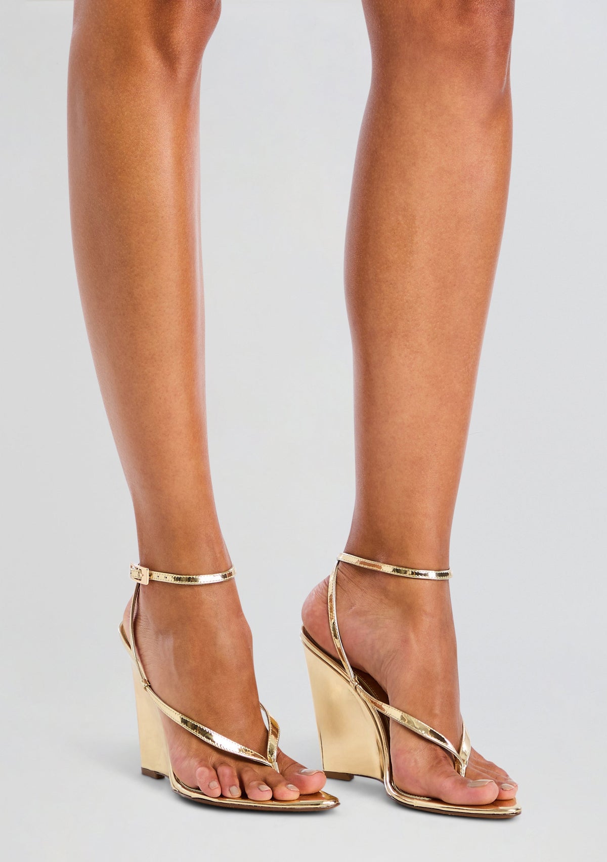 Namby Wedge by retrofête in Light Gold, product image 2