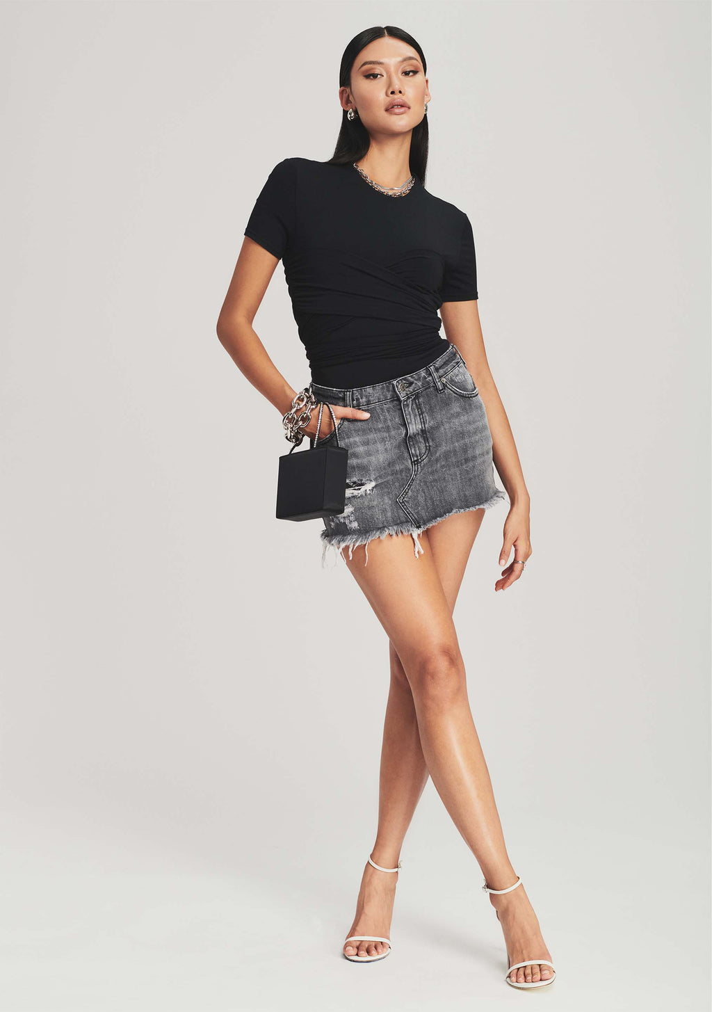 Stella T Shirt by SEROYA in Black, product image 2
